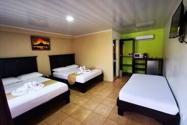 فندق Lavas Del Arenal