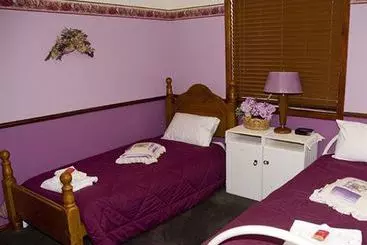 Отель Talga Vines Vineyard Escape