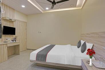 Super Hotel O Kiwi International