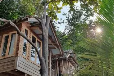 Hotel Palm Beach Resort Koh Phayam