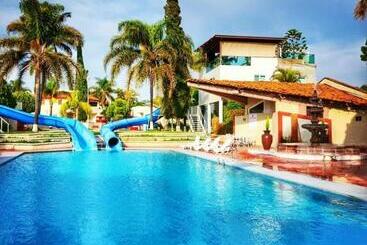 Отель Y Restaurant Puesta Del Sol