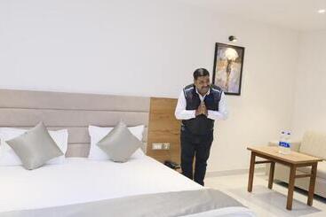 בית מלון כפרי Indraprastha Inn