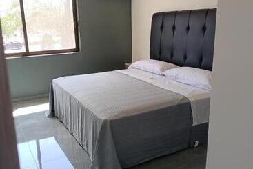 Hotel Y Villas Costa Del Sol