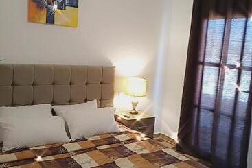 پانسیون The Stunning View