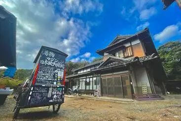 ユースホステル 自然豊かな隠れ家ゲストハウス和村nagomura