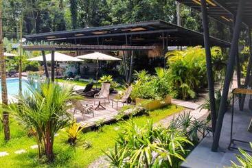 هتل Exôtico Beach & Rooms