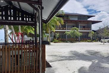 Hotel Watuduya Resort By The Lavana