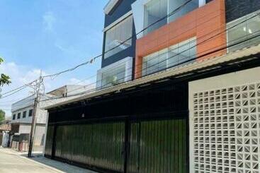 Pensjonat Kost Pelangi