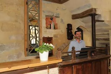 Majatalo La Casa De Boulbon