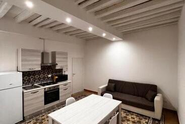 Bed and Breakfast Lb Home