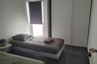 تختخواب و صبحانه Le 9ème étage Du Bonheur