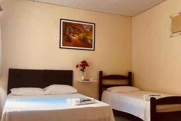 هتل Pousada Castanheira