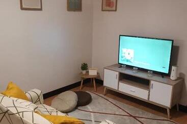 민박 Castle Place Condo Staycation Marilao