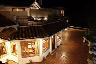 Uzhupud Garden Hotel & Lodge