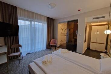 Hotel Art S Luxury Boutique