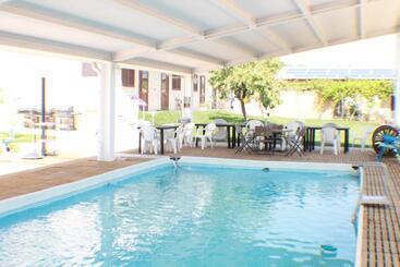 Panzió Room In Guest Room   Superb Double Room In A Farmhouse
