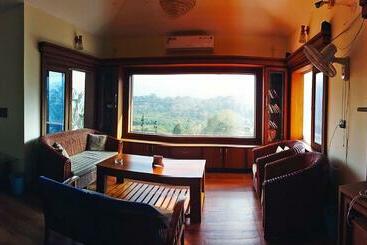 渡假胜地 Staymaker Tropical Blooms