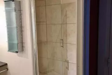 تختخواب و صبحانه Suite Indépendante Avec 1 Chambre Et 1 Bureau