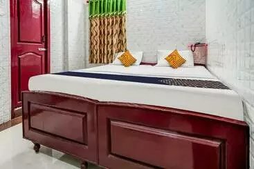 Hotel Spot On Madhavi Residency & Lodge