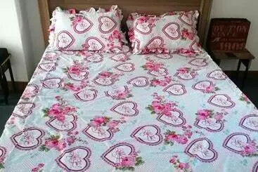 پانسیون Honey Guesthouse
