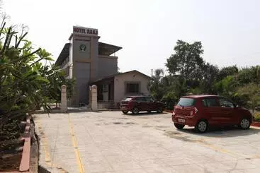 Raaj Resort