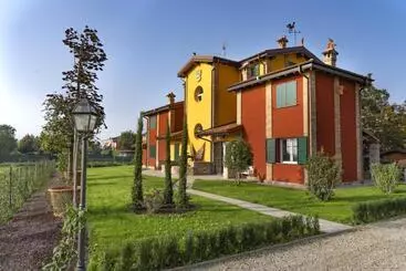 Bed and Breakfast Corte Cantoni