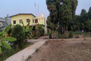 Hotel Vrundavan Resort, Narmada