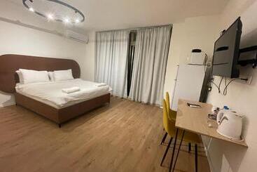 Пансион Rothschild 79