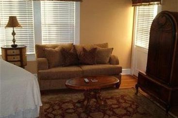 Bed and Breakfast Pippin Drake Guest House