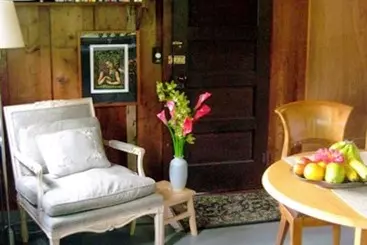 Aamiaismajoitus (B&B) Volcano Artist Cottage