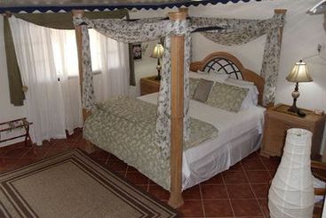 Club Arias Bed & Breakfast