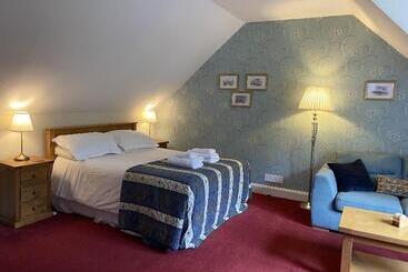 Пансион Glenan Lodge Self Catering