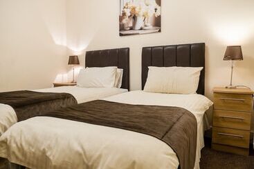 פנסיון Mereside