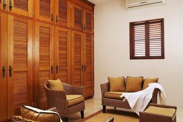 游客公寓 Sheriva Luxury Villas And Suites