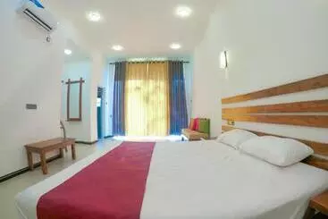هتل Anaulundawa