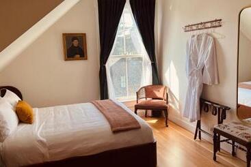 ホテル Nicholson House At Beaujolais