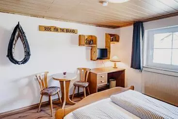 Landhotel Zum Matthiasl