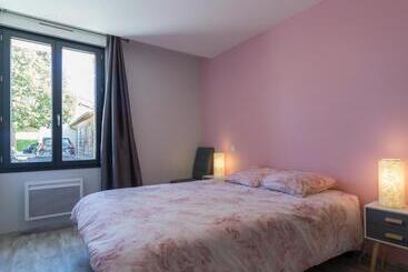 بنسيون Domaine Le Caprougeat