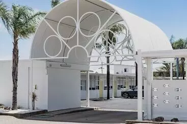 Port Broughton Hotel And Sunnyside Motel