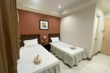 ユースホステル Cozy Inn Iligan