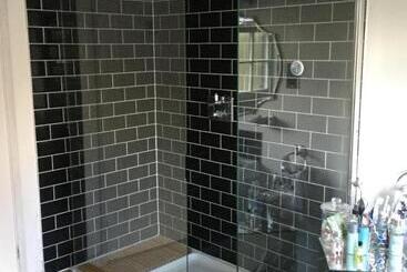 Bed and Breakfast Hurstbourne