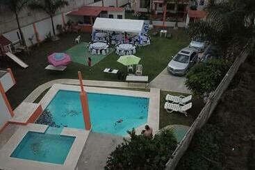 Hotel Bugambilias Garden