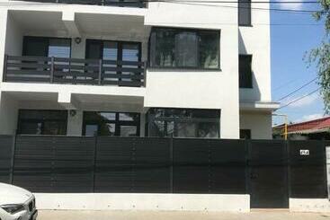 شقة فندقية Casa Bacestianu