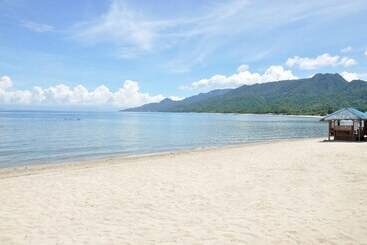 Paseo Verde Beach Resort