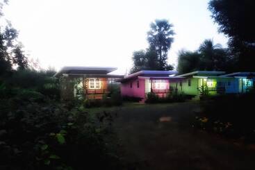 Chomnok Chommai Resort