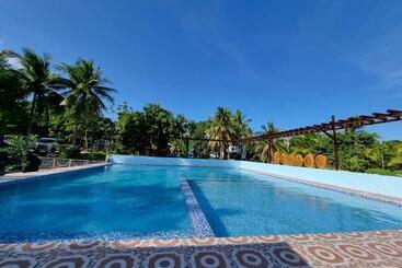 Yemaya De Laiya Powered By Cocotel