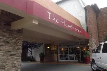 Hotelli Hawthorne Inn & Conference Center