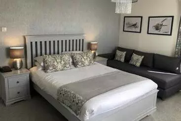 בית מלון כפרי The Great House