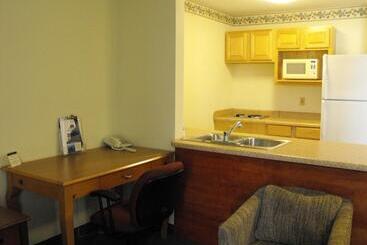 فندق على الطريق Americas Best Value Inn Three Rivers