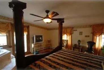 The Lion & The Rose B&b